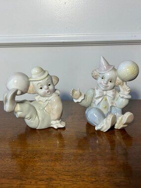 Shoten fine porcelain clown figurines - as is